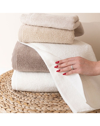 Ręcznik bawełniany w kolorze białym, oferowany w dwóch rozmiarach, Leon