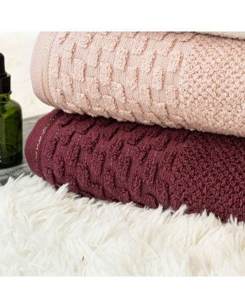 Ręcznik bawełniany frotte z tłoczoną bordiurą i złotą nitką, kolor różowy, oferowany w dwóch rozmiarach, Neptun