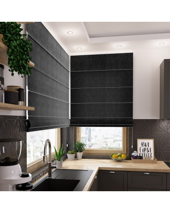 Czarna roleta rzymska welwetowa Velvi - szyta na wymiar