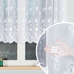 Krótka firanka do kuchni, żakardowa z pasowym wzorem kwiatowym, kolor biały, wysokość 120 cm, Marzena - sprzedawana na metry