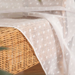 Długa firana do salonu ze wzorem kropeczek, kolor biały, wysokość 300 cm, Białe Groszki - sprzedawana na metry