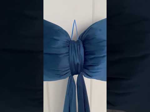 Poduszka świąteczna Kokarda welwetowa wisząca XXL butelkowa zieleń 40x160 cm Velvi