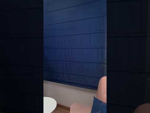 Granatowa roleta rzymska welwetowa Velvi - szyta na wymiar