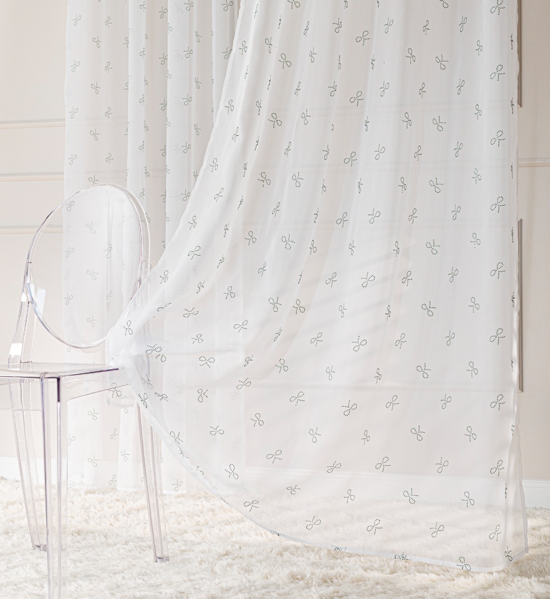Firana z cyrkoniami do salonu na taśmie woal diamentowe zielone kokardki Ribbon 140x250 cm