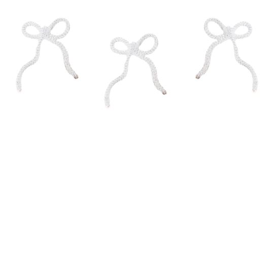 Kolekcja z kokardami – zakochaj się w detalach Sprawdź nasze kokardowe szaleństwo na firanach gotowych, tkaninach i zasłonach, poszewkach oraz innych produktach do Twojego domu. Sprawdź